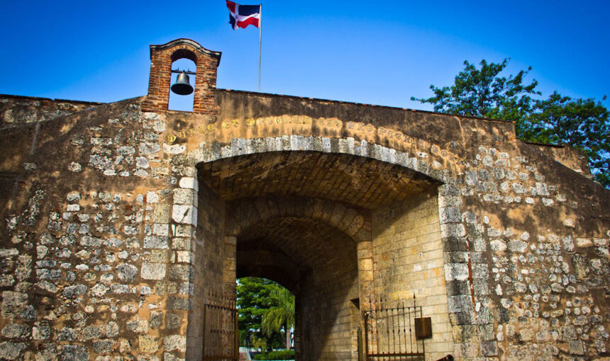 5 Lugares Históricos que No Pueden Faltar en tu Visita a Santo Domingo